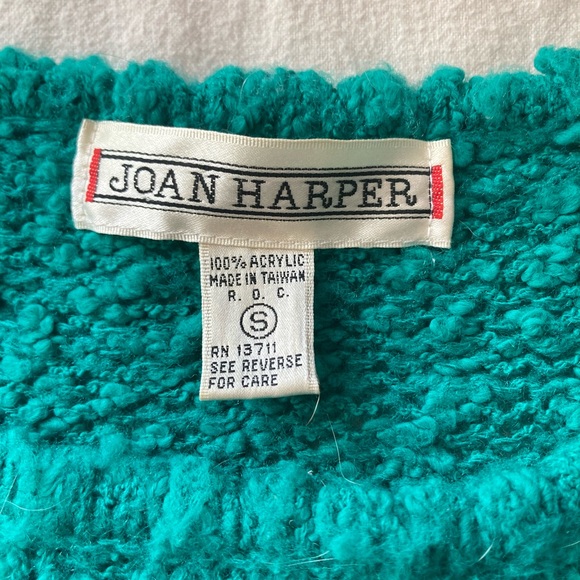Joan Harper Vest - Picture 4 of 4